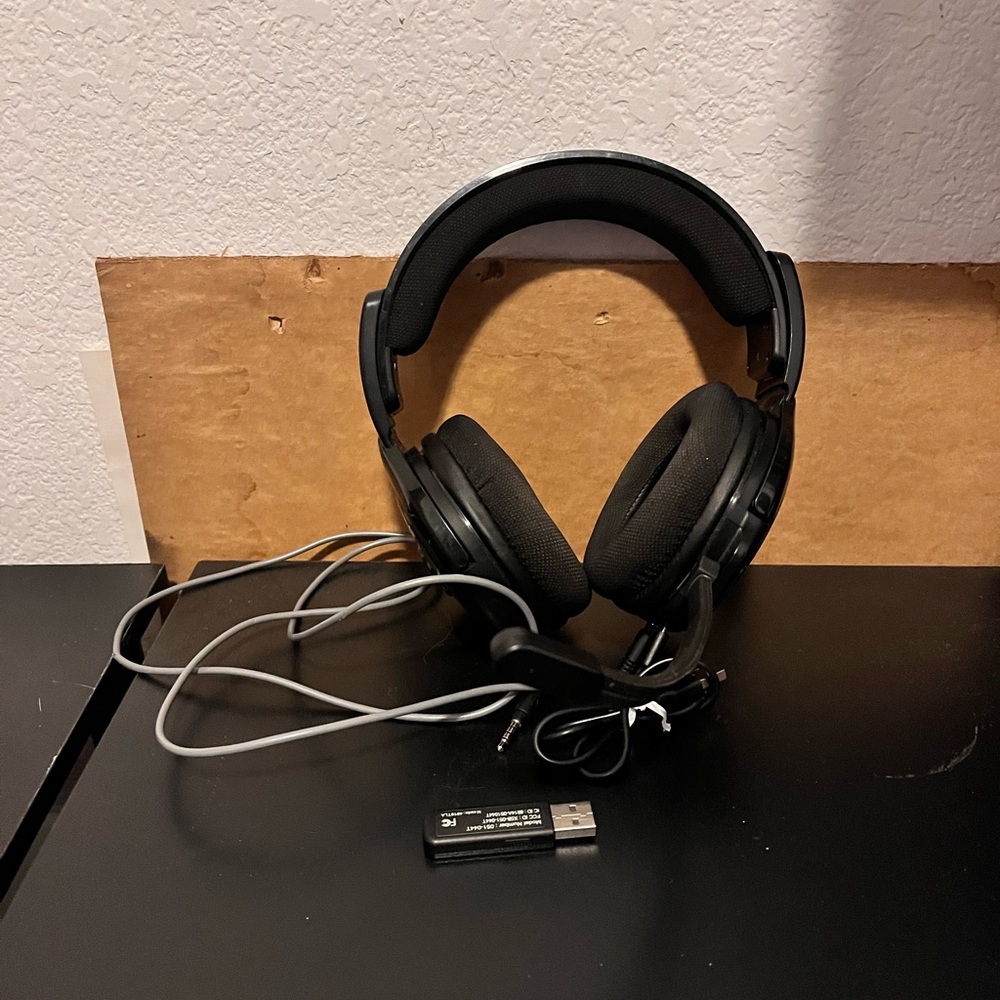 Afterglow Black Over-Ear Headphones with USB Adapter